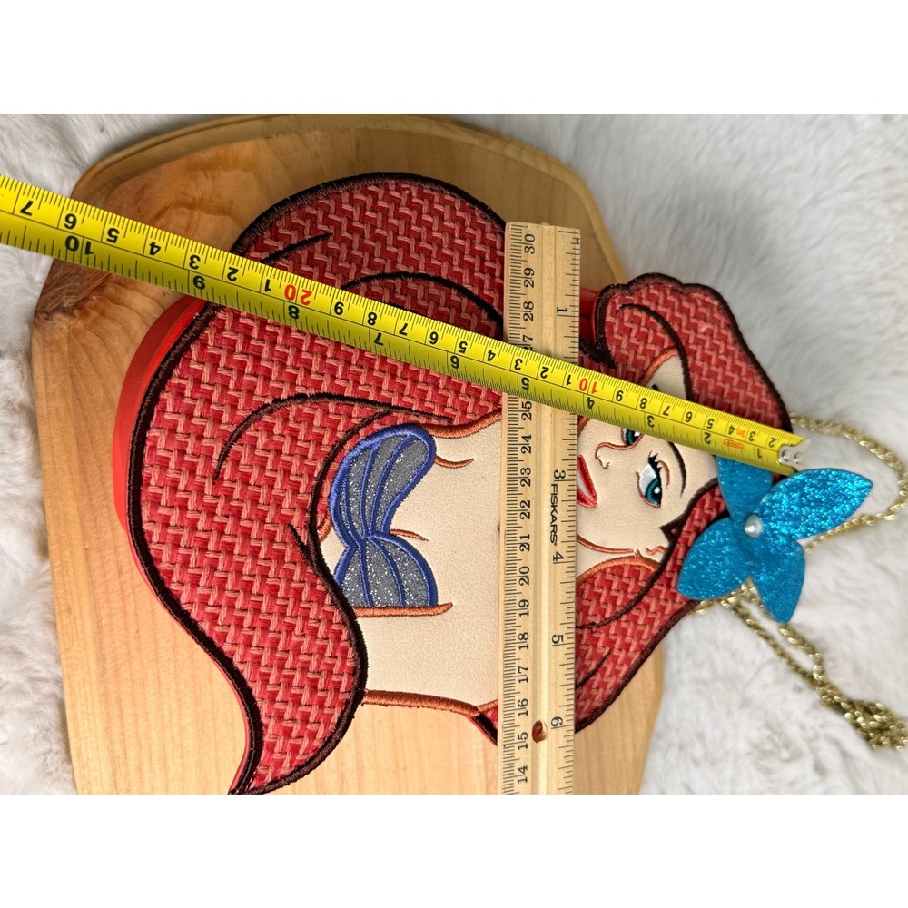 Danielle Nicole Disney Ariel Little Mermaid Crossbody Bag Red Gold Chain Strap - Picture 6 of 10